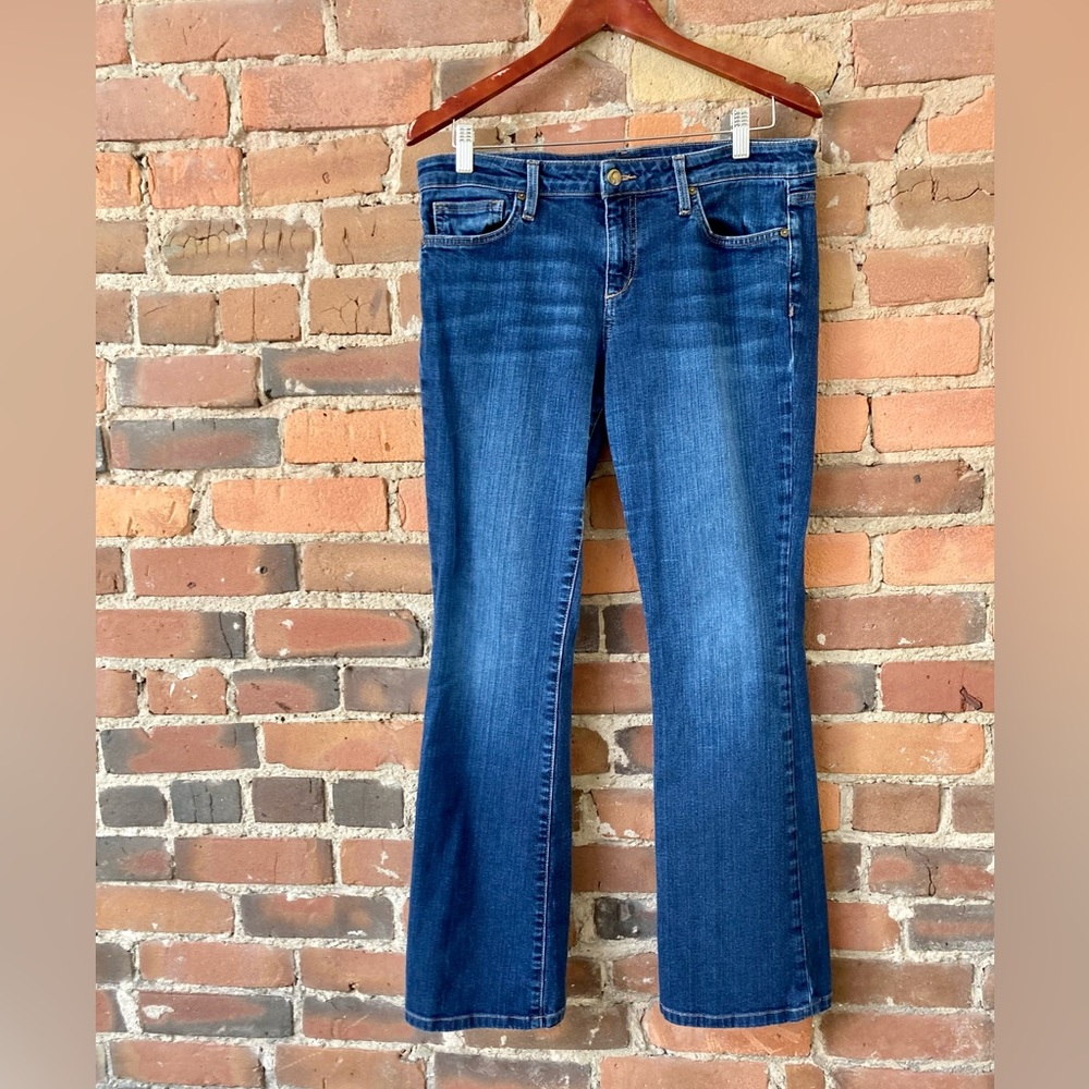 Joe Jeans Skinny Bootcut. Size: 31.
